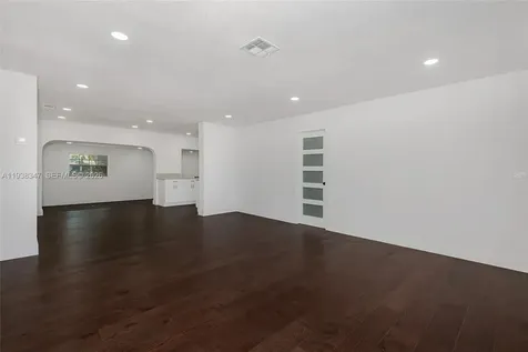 4360 NW 4th Street Plantation FL 33317