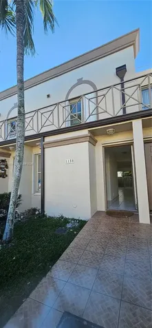 1158 NW 124th Avenue Miami FL 33182