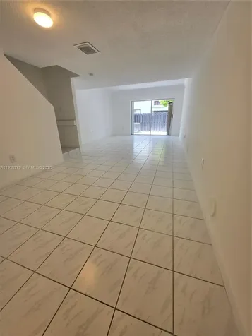 1158 NW 124th Avenue Miami FL 33182