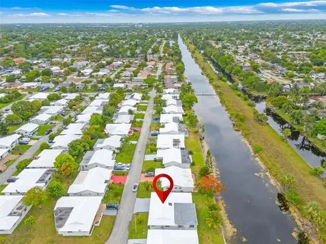 7500 NW 66th Terrace Tamarac FL 33321