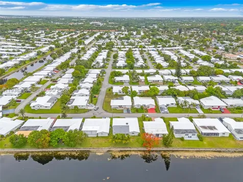 7500 NW 66th Terrace Tamarac FL 33321
