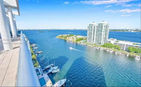 7929 West Drive North Bay Village FL 33141
