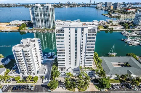 7929 West Drive North Bay Village FL 33141