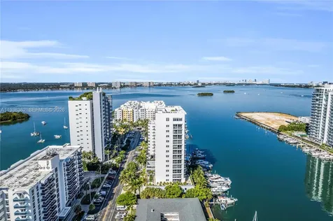7929 West Drive North Bay Village FL 33141