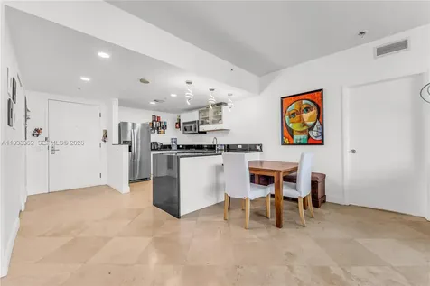 7929 West Drive North Bay Village FL 33141