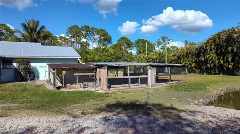 15780 N 62nd Place N Loxahatchee FL 33470