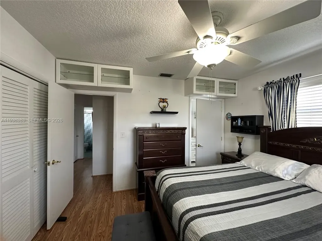 2420 Park Lane Hollywood FL 33021