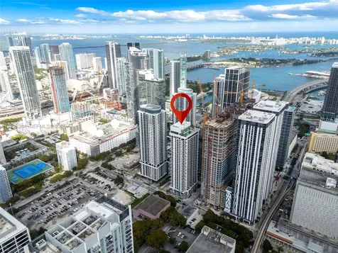 11 NE 6th Street Miami FL 33132