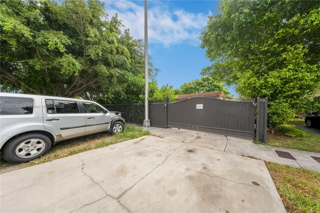 3631 SW 127th Avenue Miami FL 33175