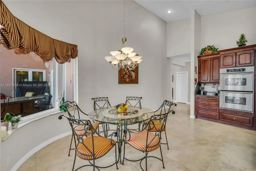 7562 NW 51st Place Coral Springs FL 33067