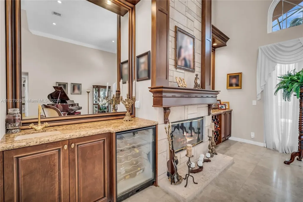 7562 NW 51st Place Coral Springs FL 33067