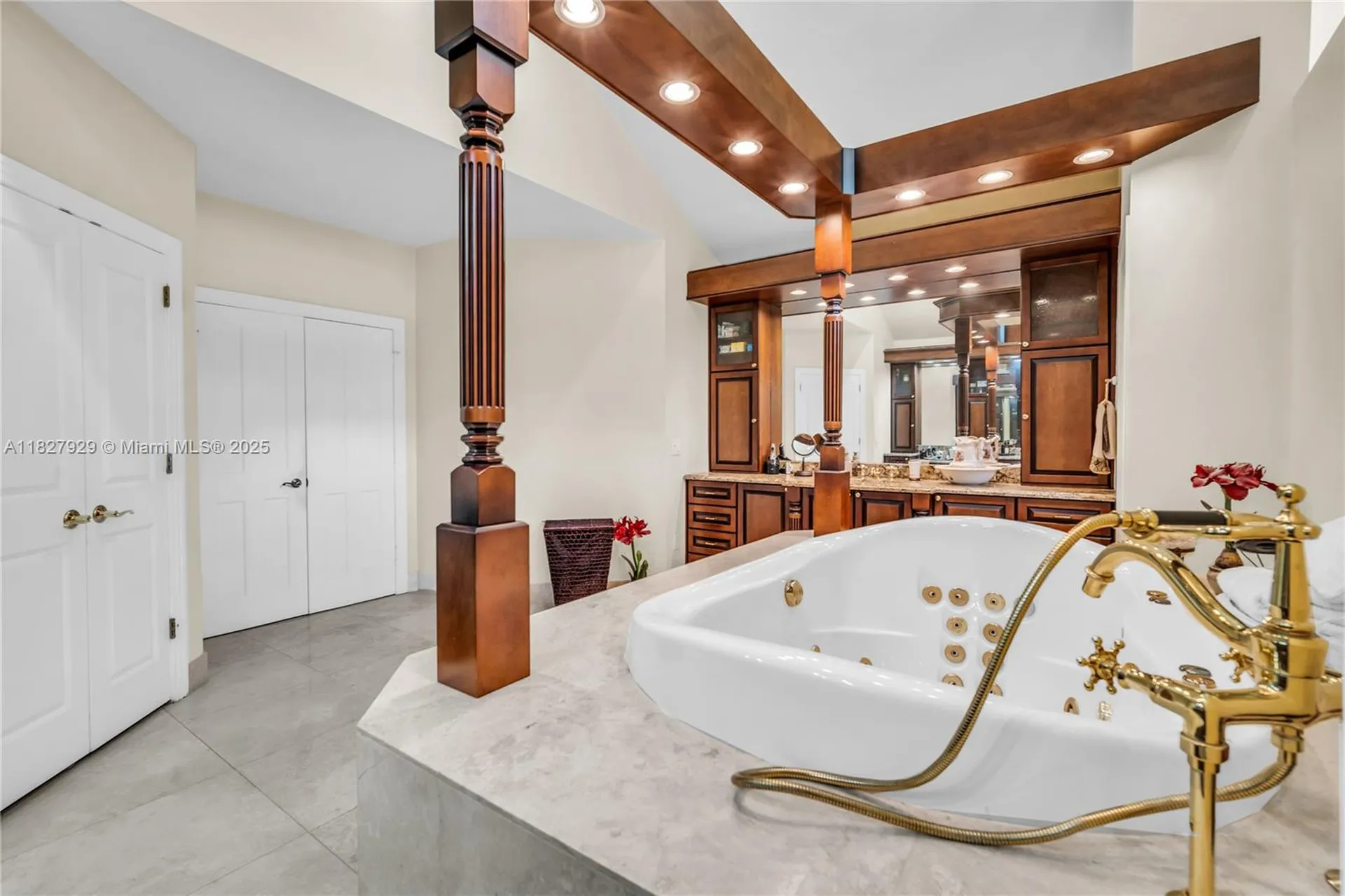 7562 NW 51st Place Coral Springs FL 33067