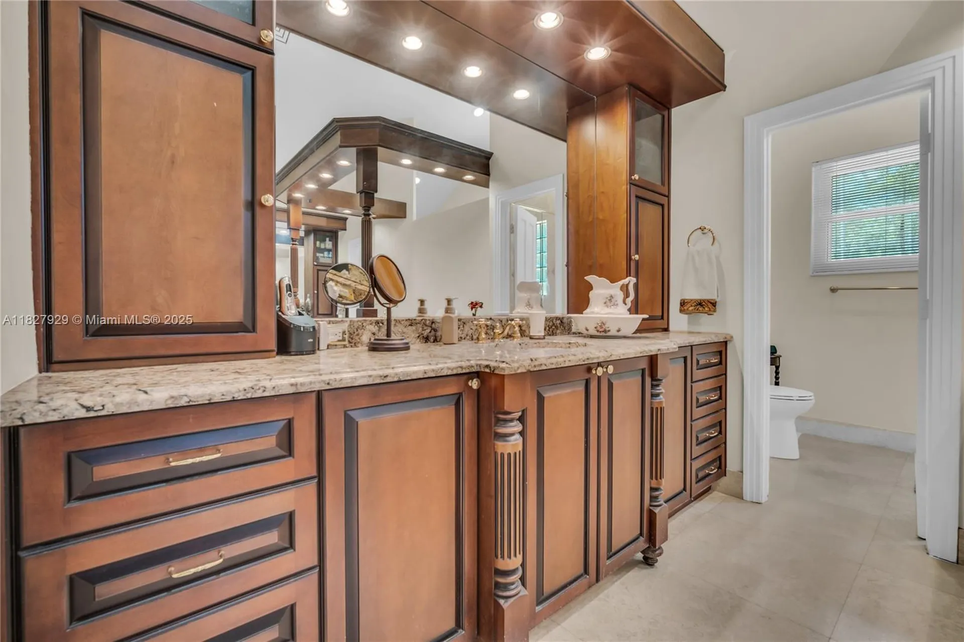 7562 NW 51st Place Coral Springs FL 33067