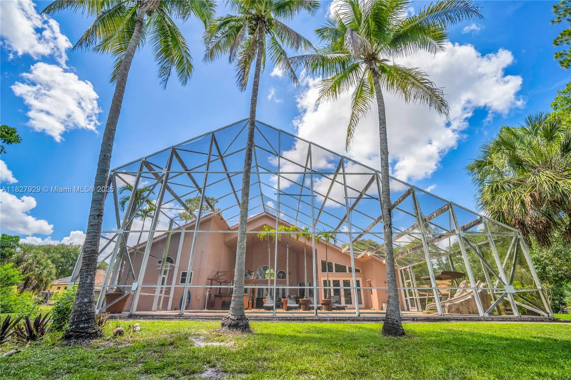 7562 NW 51st Place Coral Springs FL 33067