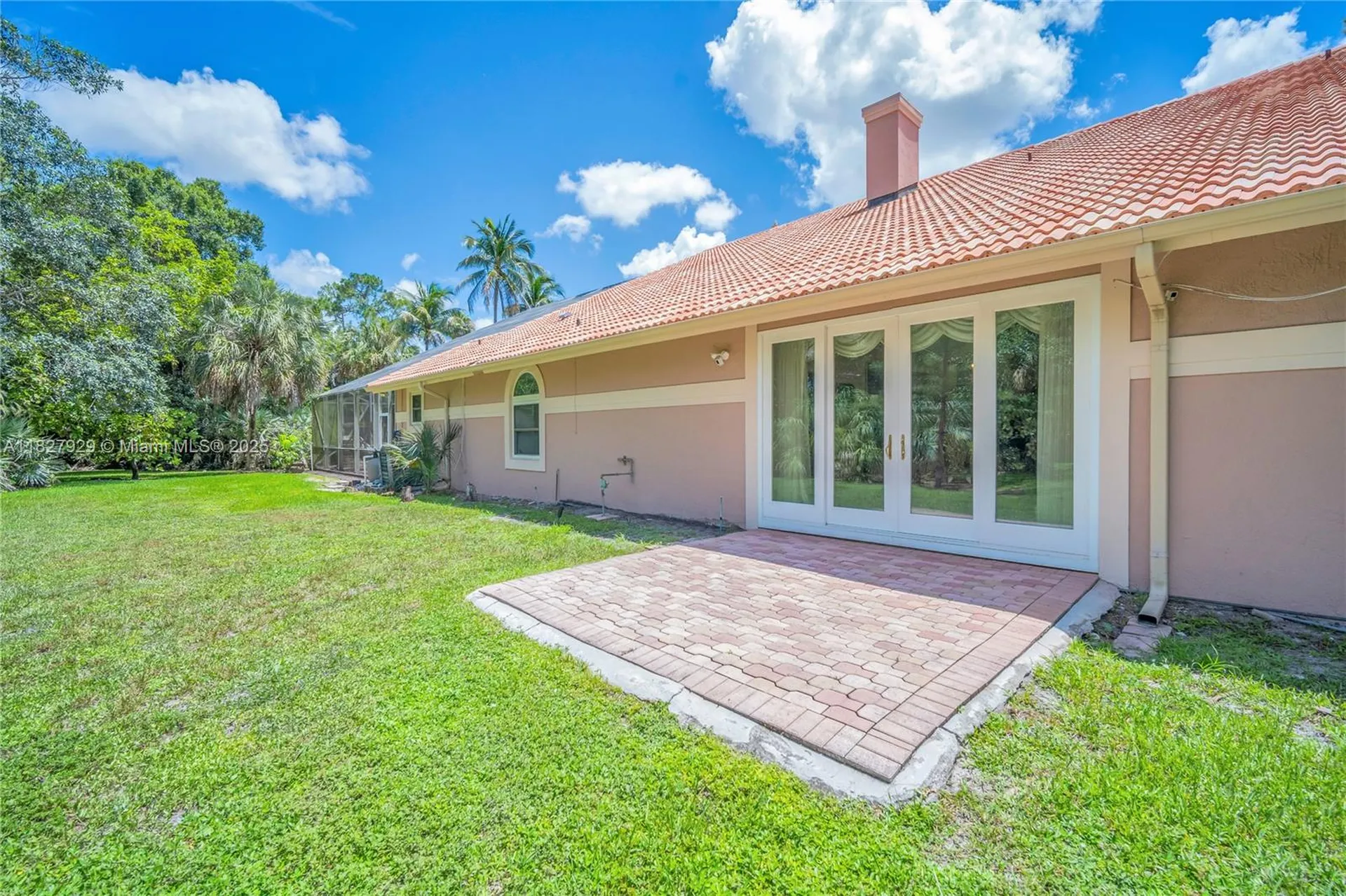 7562 NW 51st Place Coral Springs FL 33067