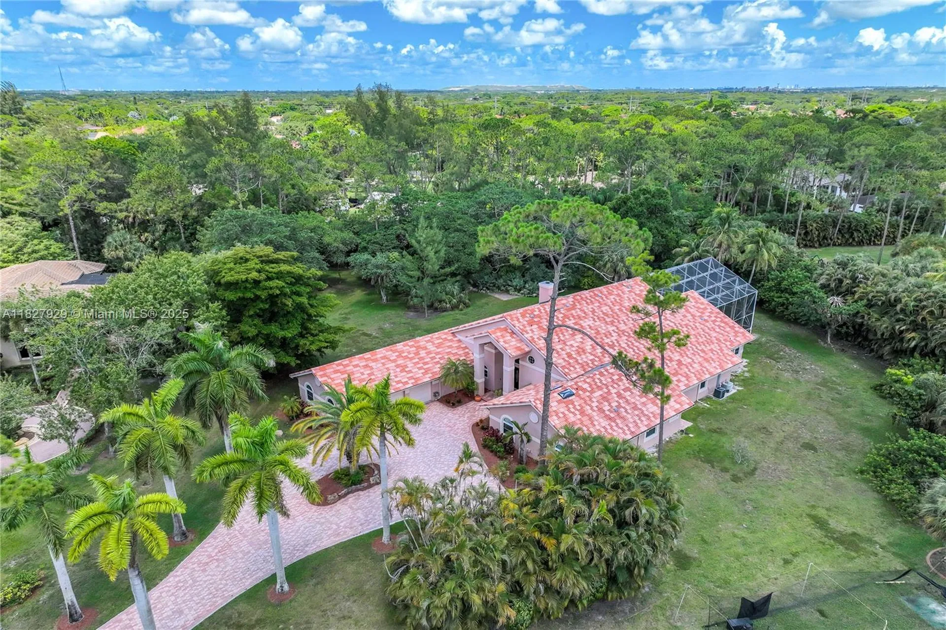 7562 NW 51st Place Coral Springs FL 33067