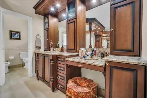 7562 NW 51st Place Coral Springs FL 33067