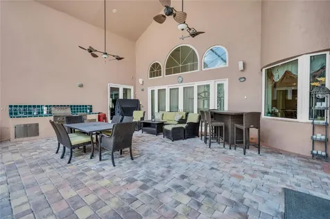 7562 NW 51st Place Coral Springs FL 33067