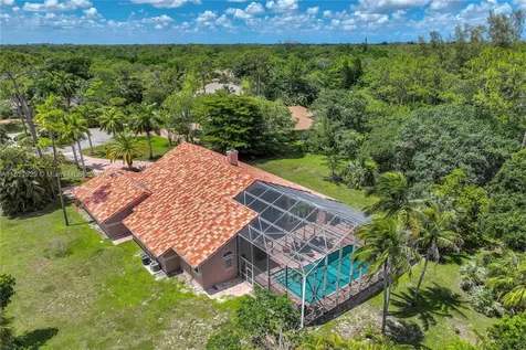 7562 NW 51st Place Coral Springs FL 33067