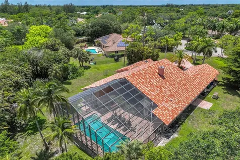 7562 NW 51st Place Coral Springs FL 33067