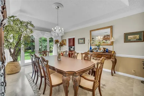 7562 NW 51st Place Coral Springs FL 33067