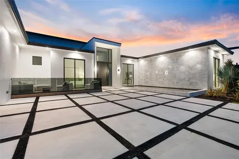 1520 SW 149th Terrace Davie FL 33326