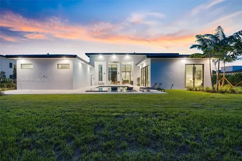 1520 SW 149th Terrace Davie FL 33326