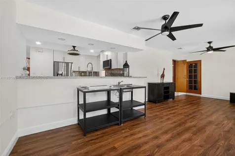 28 SW 136th Place Miami FL 33184