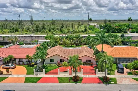 28 SW 136th Place Miami FL 33184