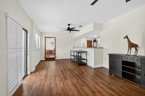 28 SW 136th Place Miami FL 33184