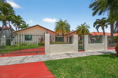 28 SW 136th Place Miami FL 33184