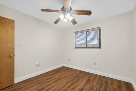 28 SW 136th Place Miami FL 33184