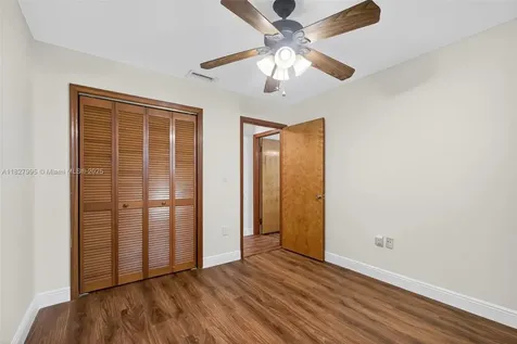 28 SW 136th Place Miami FL 33184