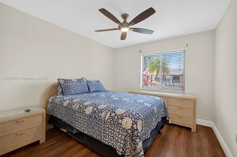 28 SW 136th Place Miami FL 33184