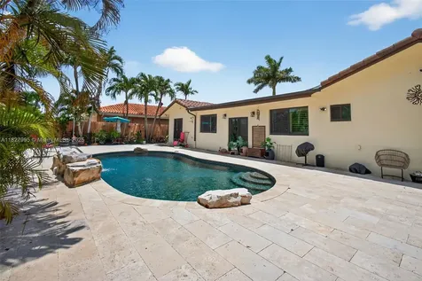 28 SW 136th Place Miami FL 33184