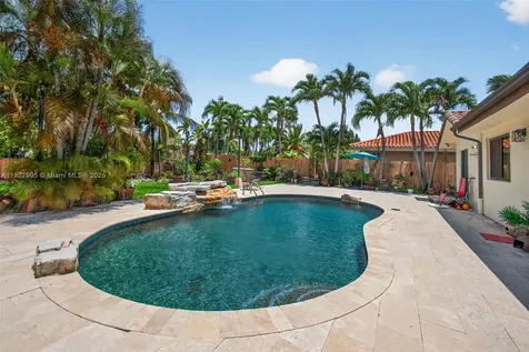 28 SW 136th Place Miami FL 33184