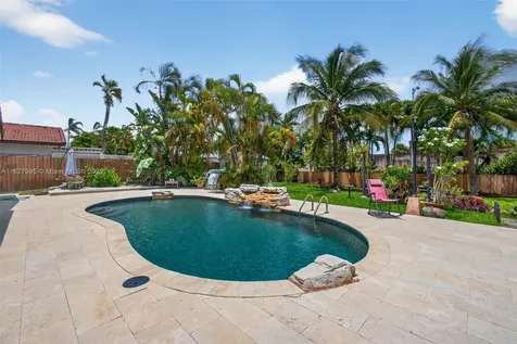 28 SW 136th Place Miami FL 33184