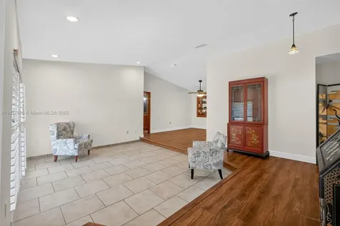 28 SW 136th Place Miami FL 33184