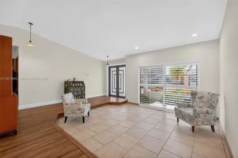 28 SW 136th Place Miami FL 33184
