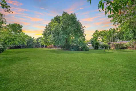5451 SW 106th Avenue Cooper City FL 33328