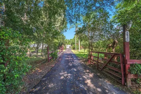 5451 SW 106th Avenue Cooper City FL 33328