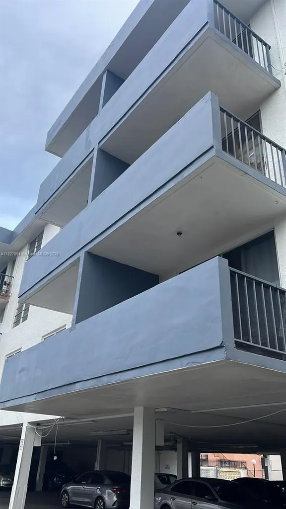 13390 NE 7th Avenue North Miami FL 33161