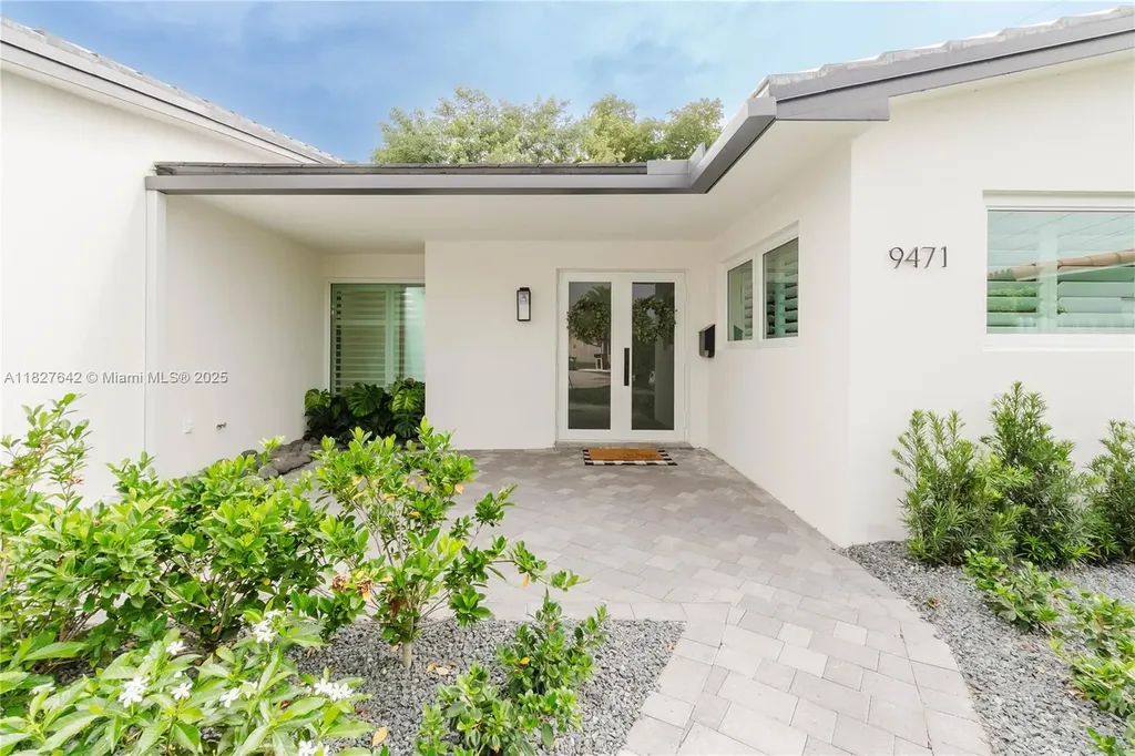 9471 SW 10th Street Miami FL 33174