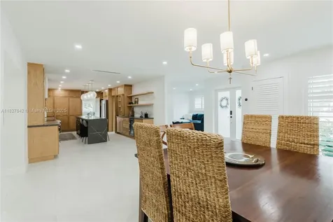 9471 SW 10th Street Miami FL 33174