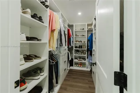 9471 SW 10th Street Miami FL 33174