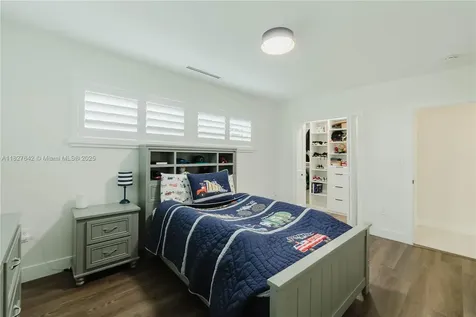 9471 SW 10th Street Miami FL 33174