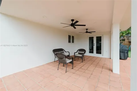 9471 SW 10th Street Miami FL 33174