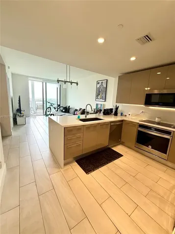 2000 Metropica Way Sunrise FL 33323