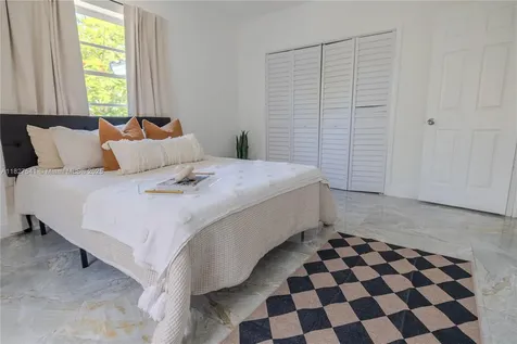 2125 SW 26th Street Miami FL 33133
