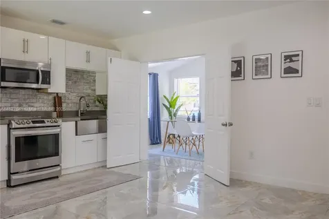 2125 SW 26th Street Miami FL 33133